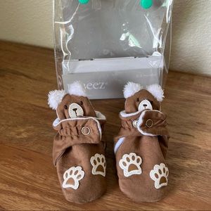Like New Robeez Bear Snap Bootie